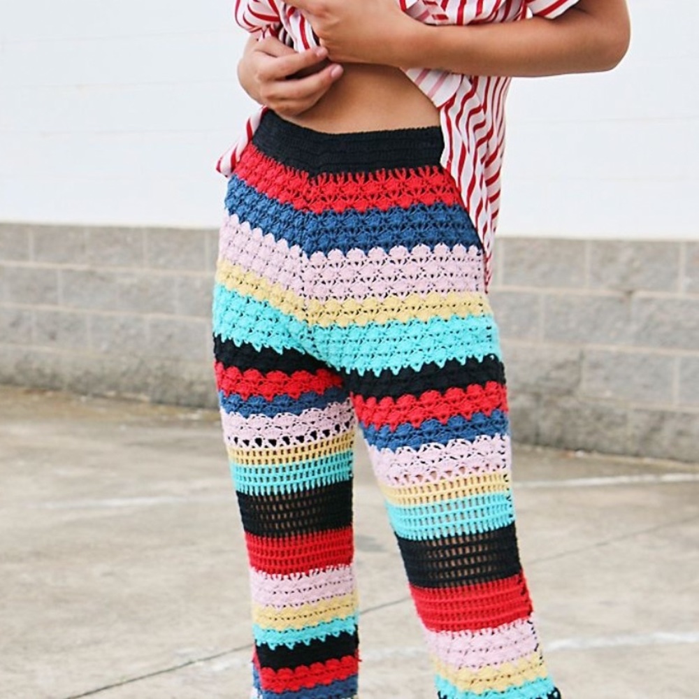 FLOOK FOR FREE PEOPLE GRANDPA CROCHET FLARE PANTS IN BLACK COMBO SIZE SMALL - Picture 6 of 16
